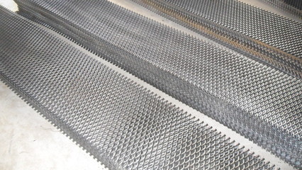 【腳踩鋼板網(wǎng)板厚3mm-8mm孔徑30*60MM-50*100MM】?jī)r(jià)格,廠家,圖片,金屬板網(wǎng),安平縣萊邦絲網(wǎng)制品-